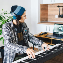 Load image into Gallery viewer, Piano Numérique Pliable à 88 Touches avec Fonction Bluetooth MIDI Clavier Électronique Portable avec Pédale de Sustain Sac de Transport -